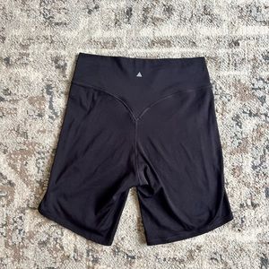 Women’s balance athletica shorts - medium